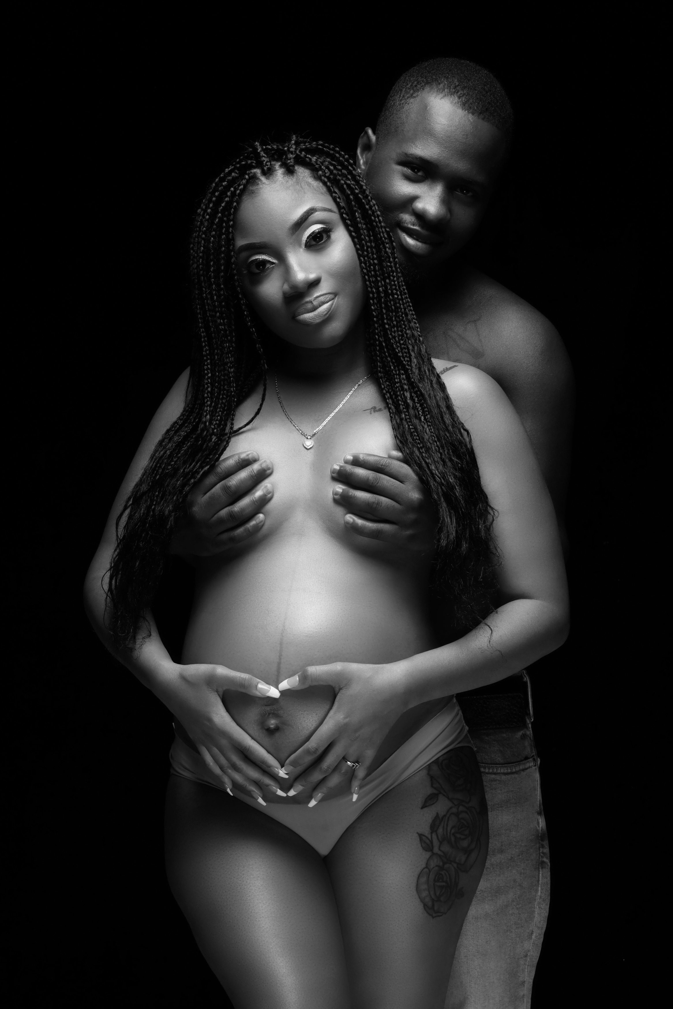Maternity photography by D.Suave