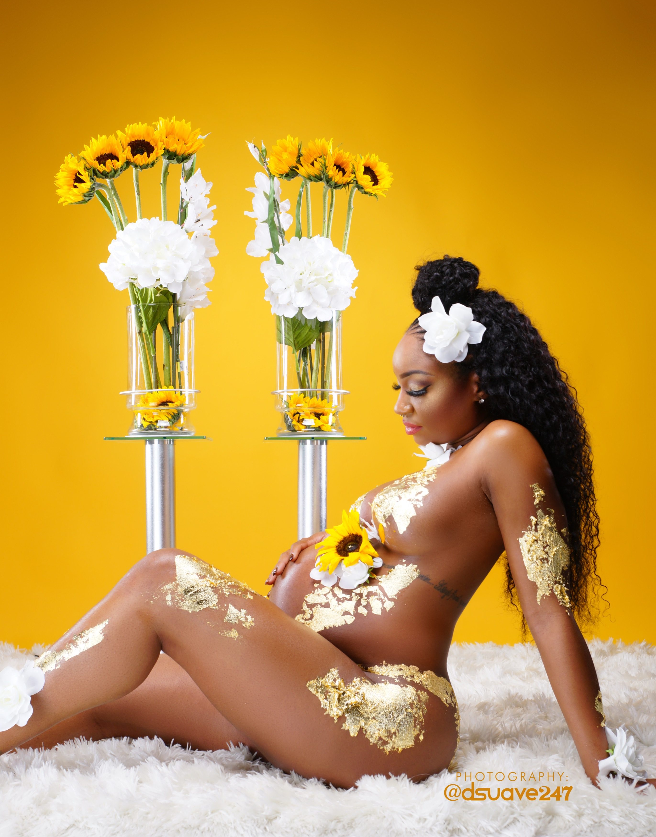 Maternity photography by D.Suave