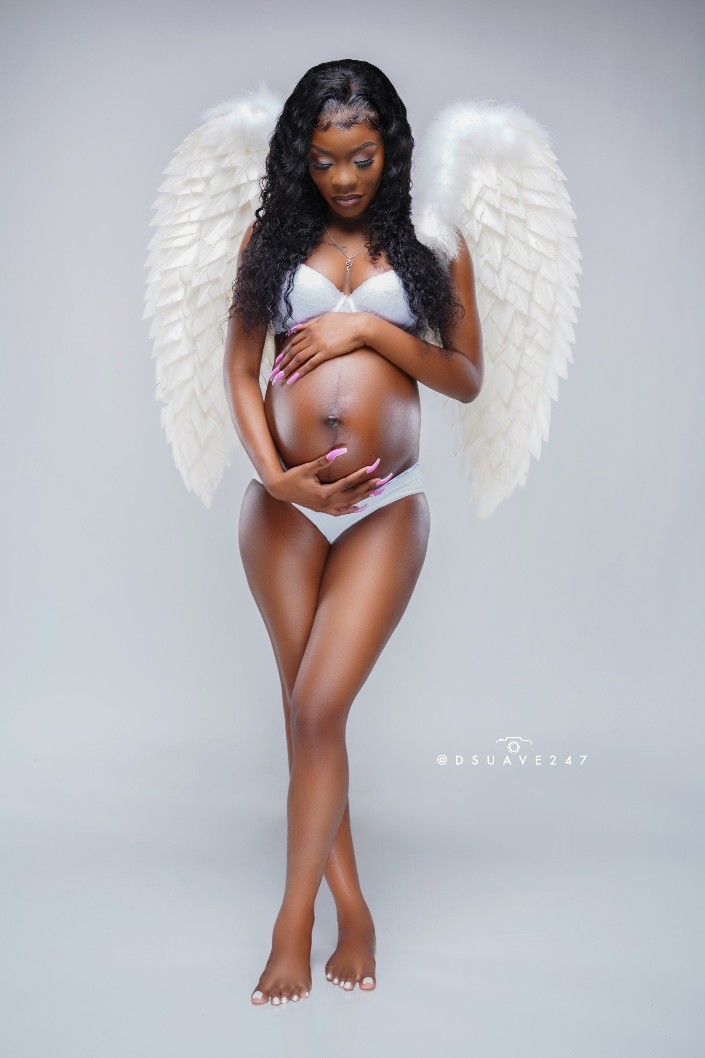 Maternity photography by D.Suave