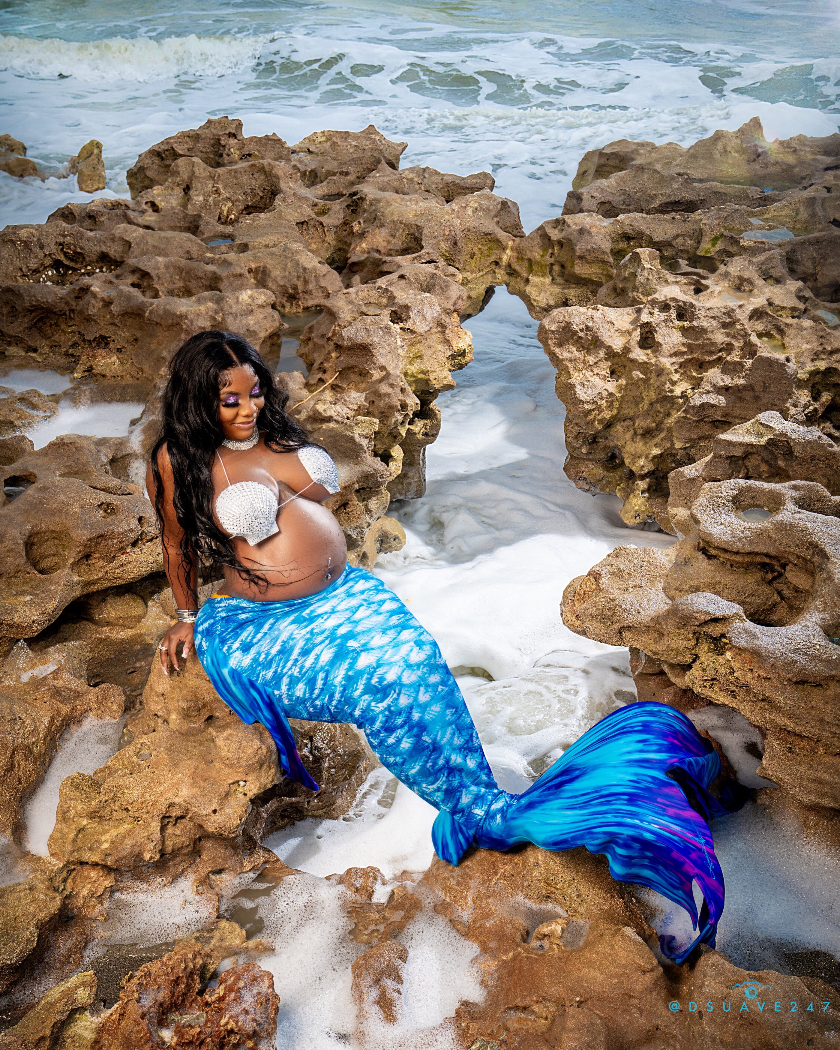 Maternity photography by D.Suave