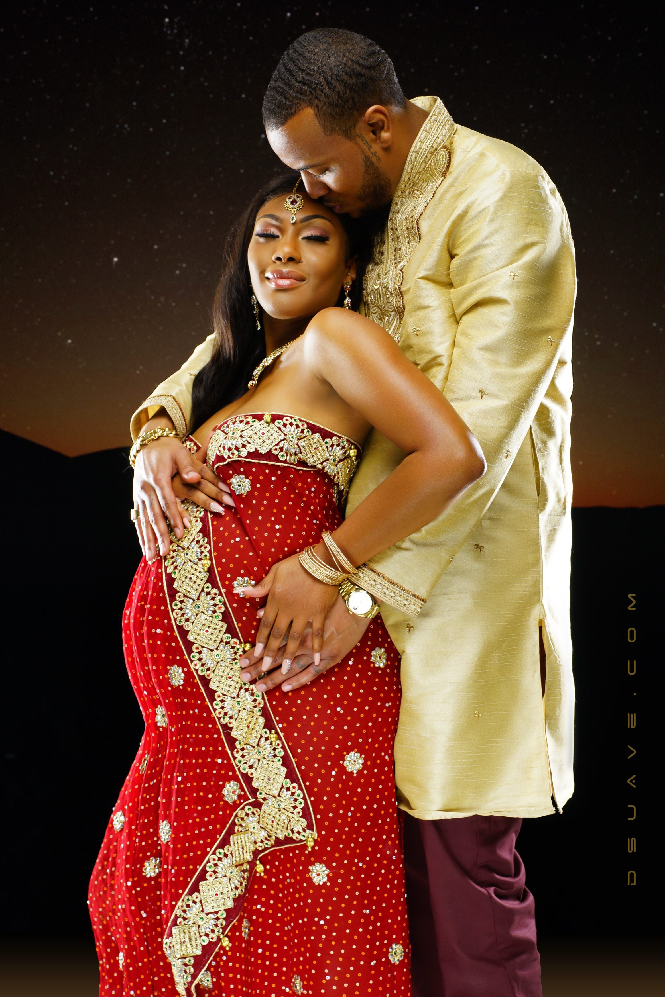 Maternity photography by D.Suave