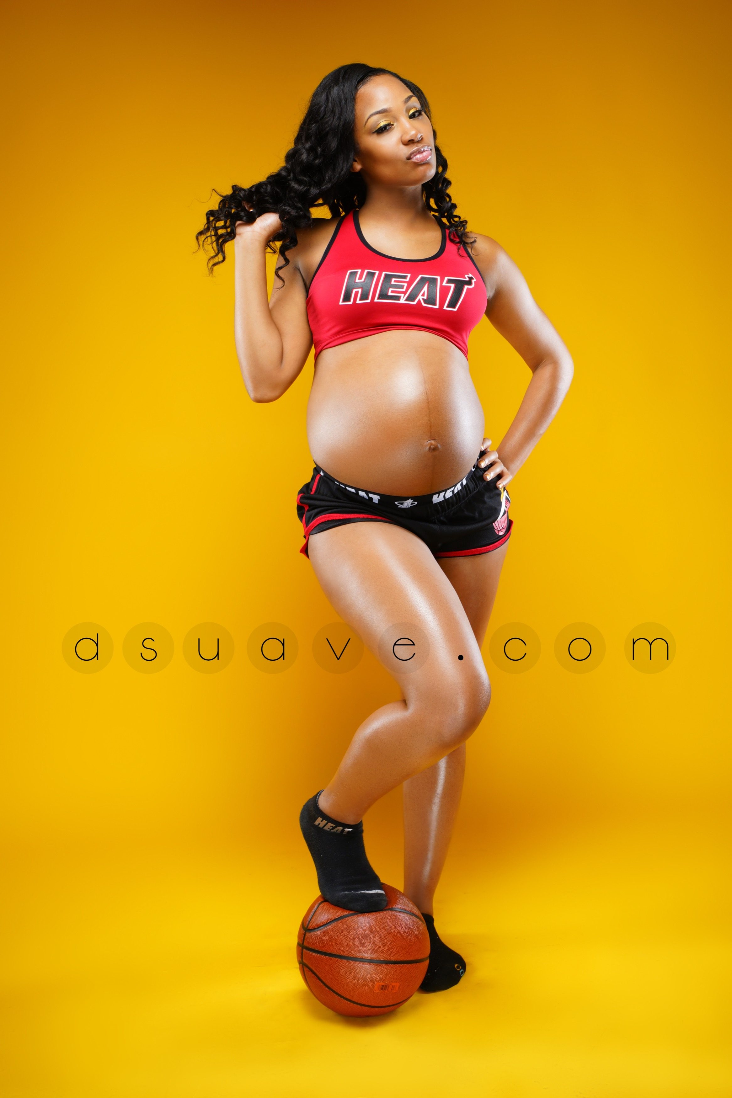 Maternity photography by D.Suave