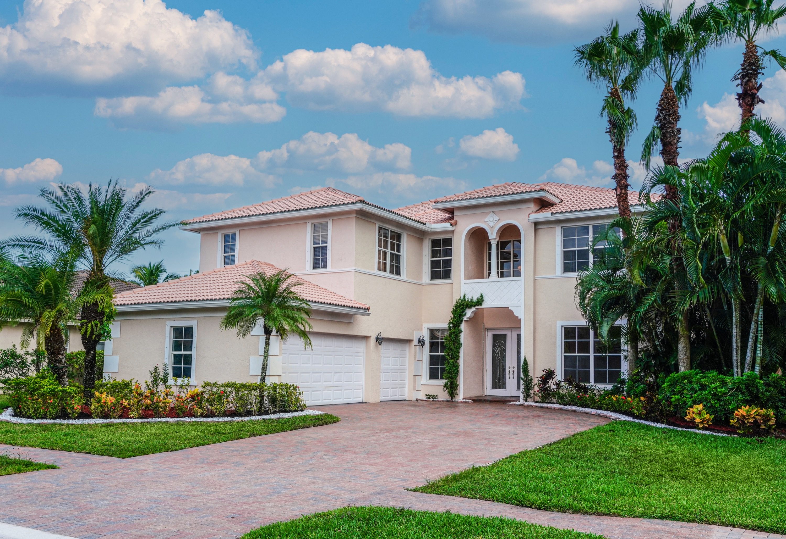 Real estate photography by D.Suave