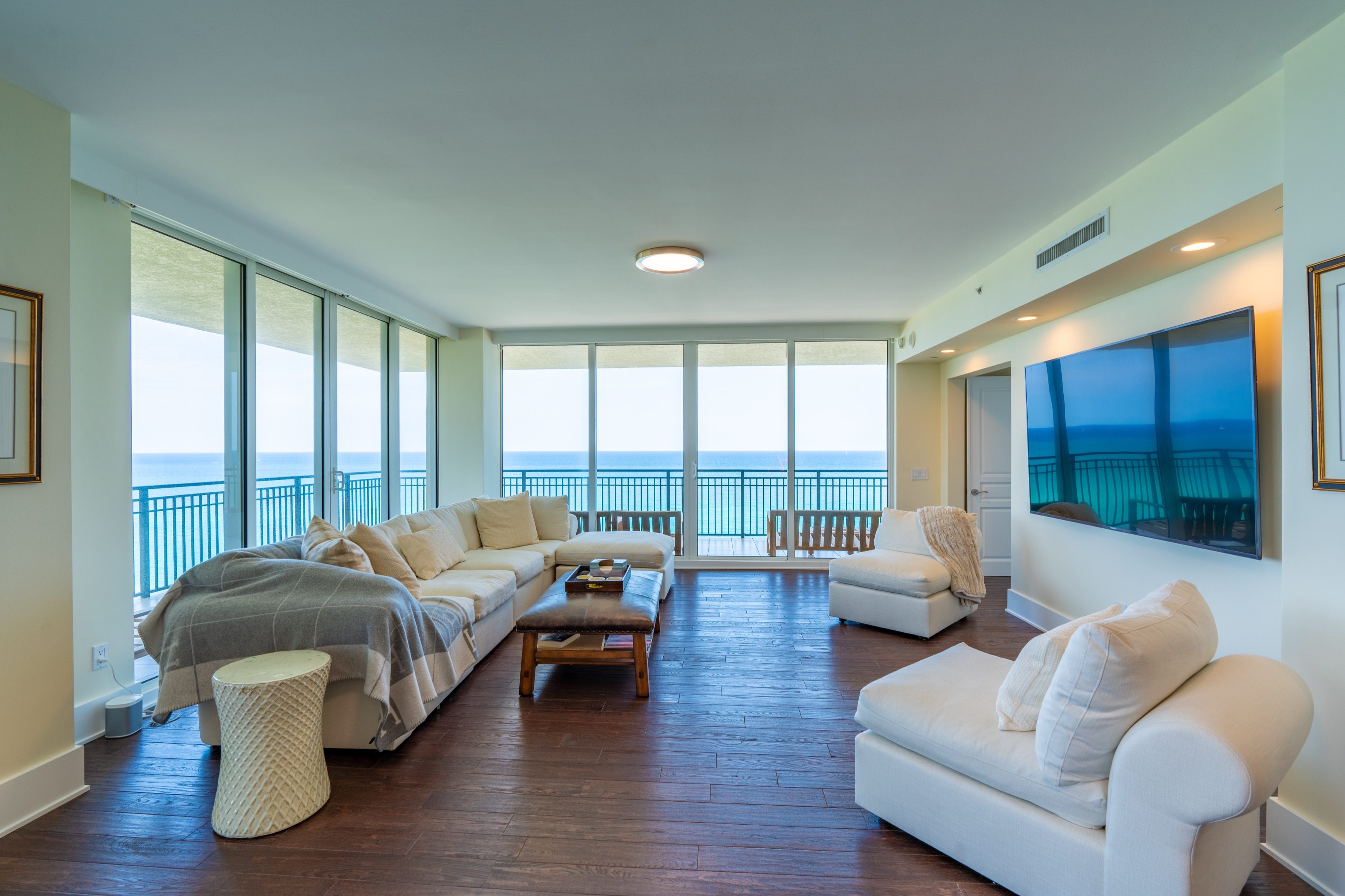 Real estate photography by D.Suave